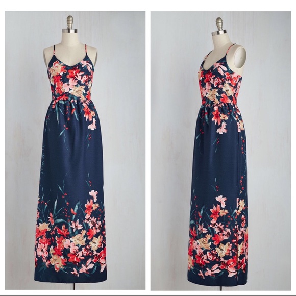 Modcloth Dresses & Skirts - 🌸🌺FLORAL MAXI DRESS🌺🌸